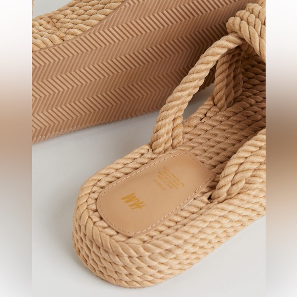 H&M Women's Tan Rope Knotted Platform Sandals. Size 39/8. - Picture 4 of 16